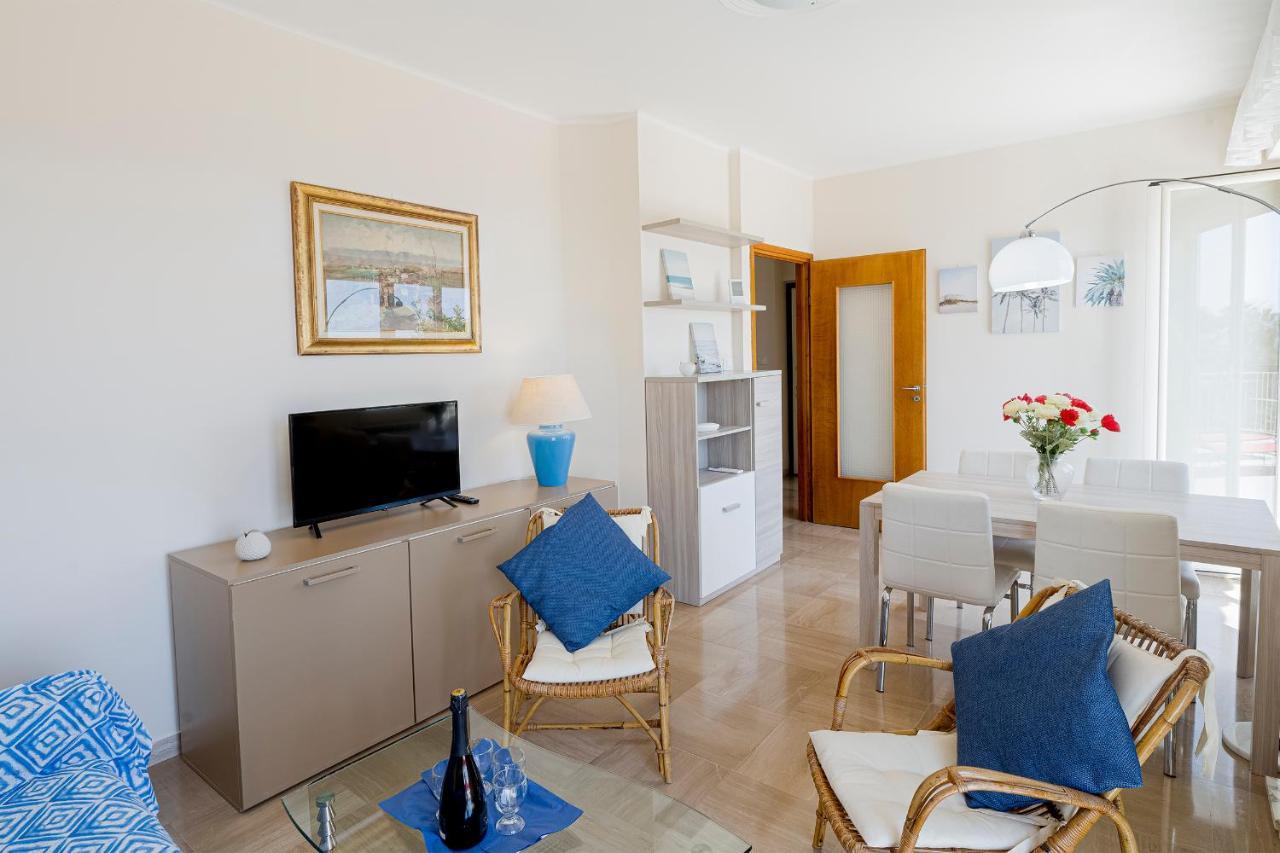 Tre Ponti Panoramic Seaview Appartement